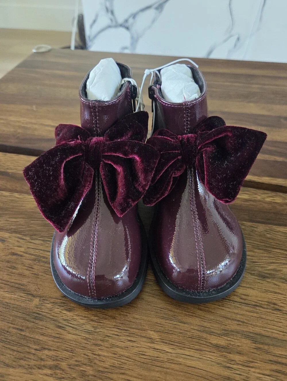 (BNWT) ZARA Patent Finish Bow Ankle Boots